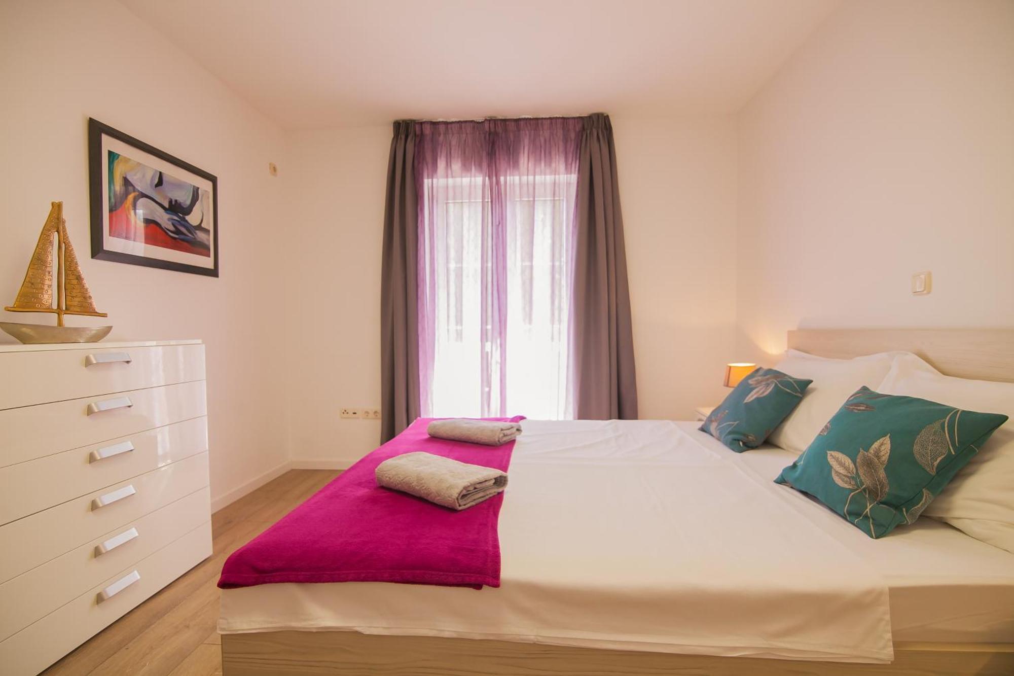 Helvetia Sunny Apartments Bol Exterior foto